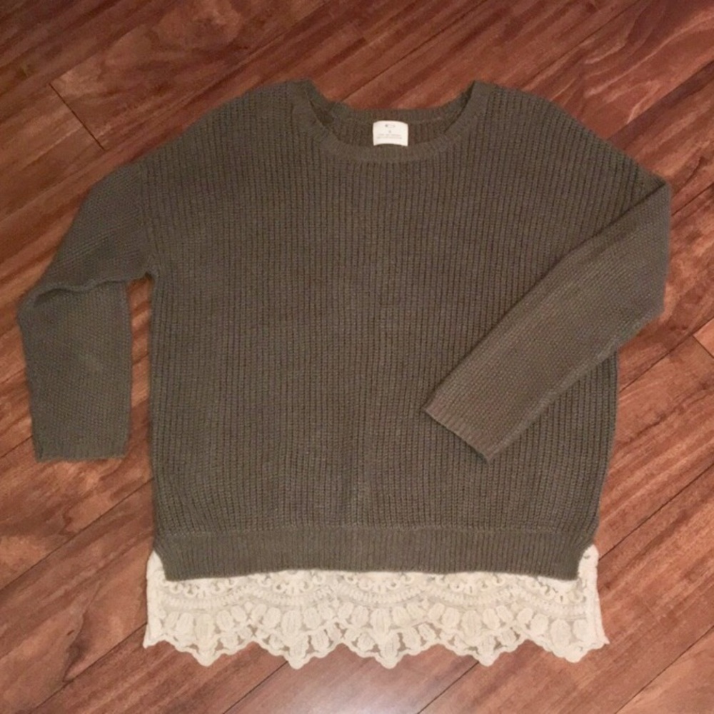LAST CHANCE Urban Outfitters Sweater - Picture 1 of 5